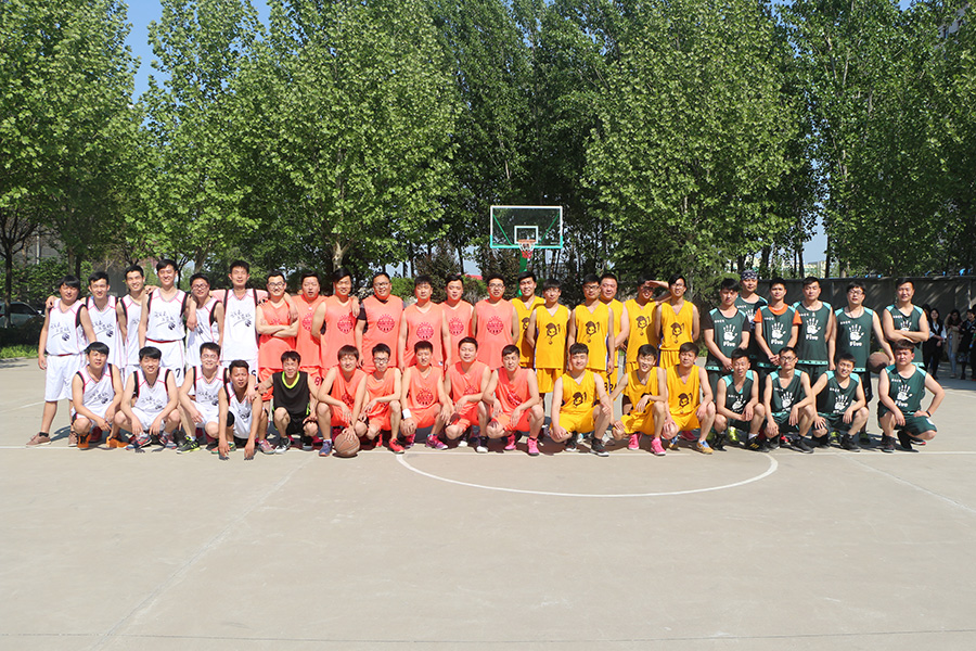 青春無畏，逐夢揚(yáng)威！河南青峰屆“創(chuàng)新杯”員工籃球聯(lián)賽首戰(zhàn)圓滿落幕！